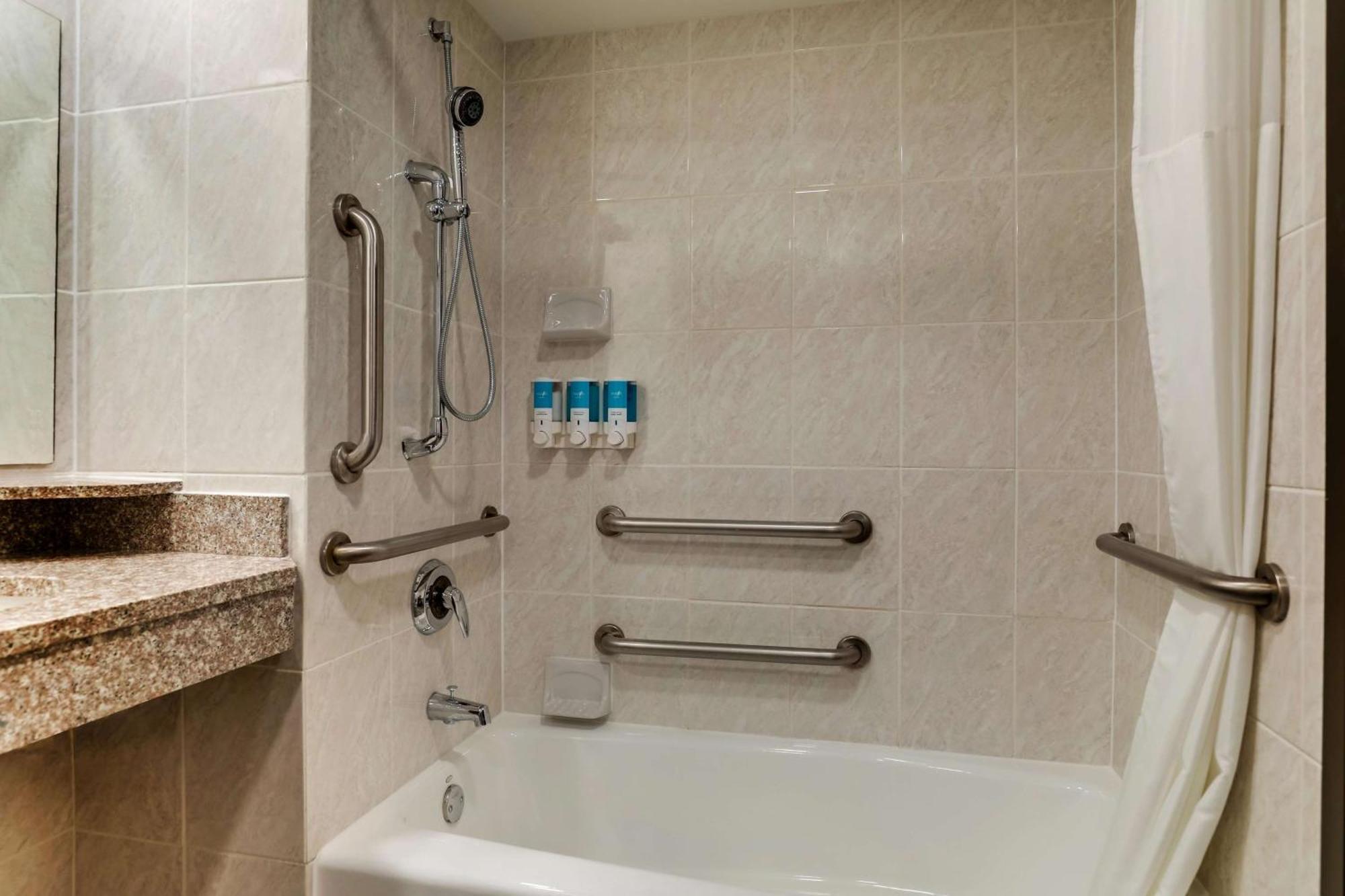 Drury Inn & Suites Columbus Dublin Eksteriør bilde